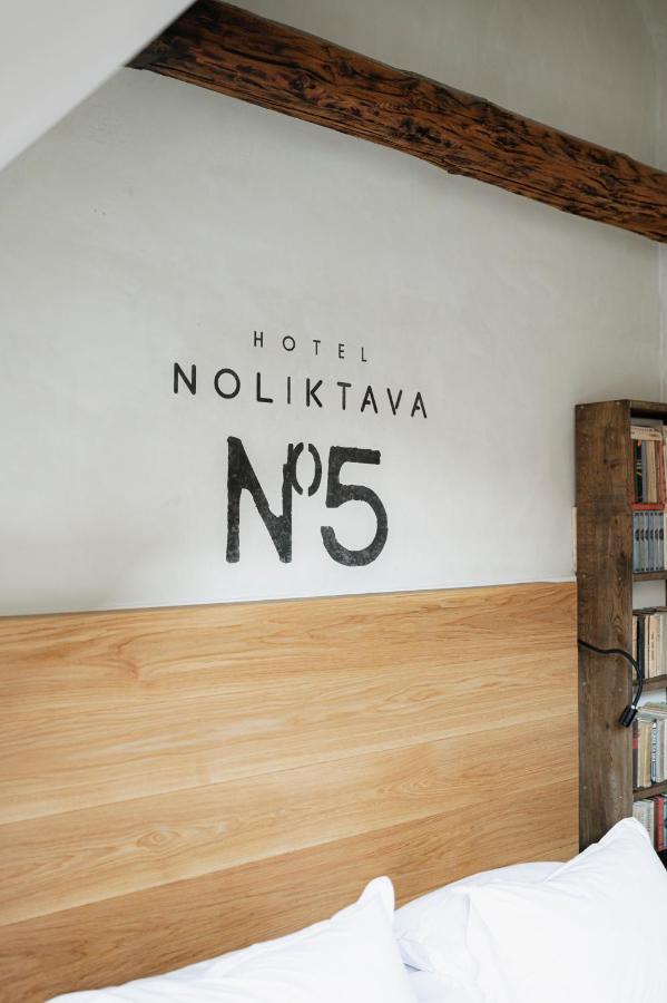 Noliktava No 5 Hotel Kuldiga Ngoại thất bức ảnh